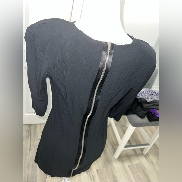 Bird by Juicy Couture Black Stretchy Dress with shoulder pads - Picture 3 of 9